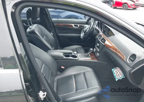 2012 Mercedes-Benz C 300 Luxury 4Matic/Sport 4Matic from USA, damaged, VIN WDDGF8BB4CR239597